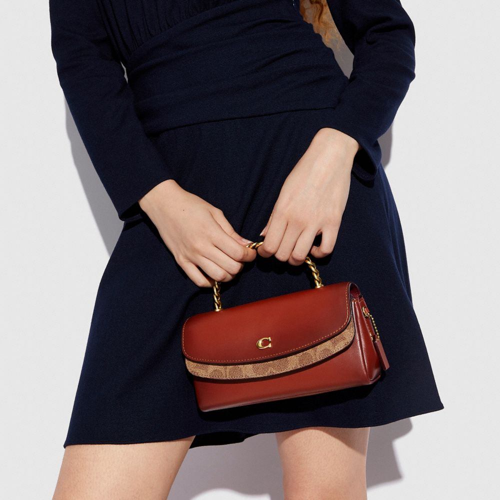 商品[国内直发] Coach|蔻驰女包新款斜挎包奢侈品女士Blair小号单肩斜挎包拼色人造革配牛皮革礼物送女友C2626 B4SB7,价格¥1240,第6张图片详细描述