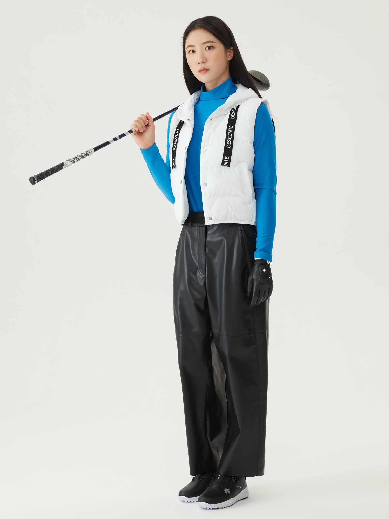 商品【预售商品15天发货】 DESCENTE|GOLF女性锥形宽松皮裤时尚个性 DO32WFPT92-BLKG,价格¥1288,第6张图片详细描述