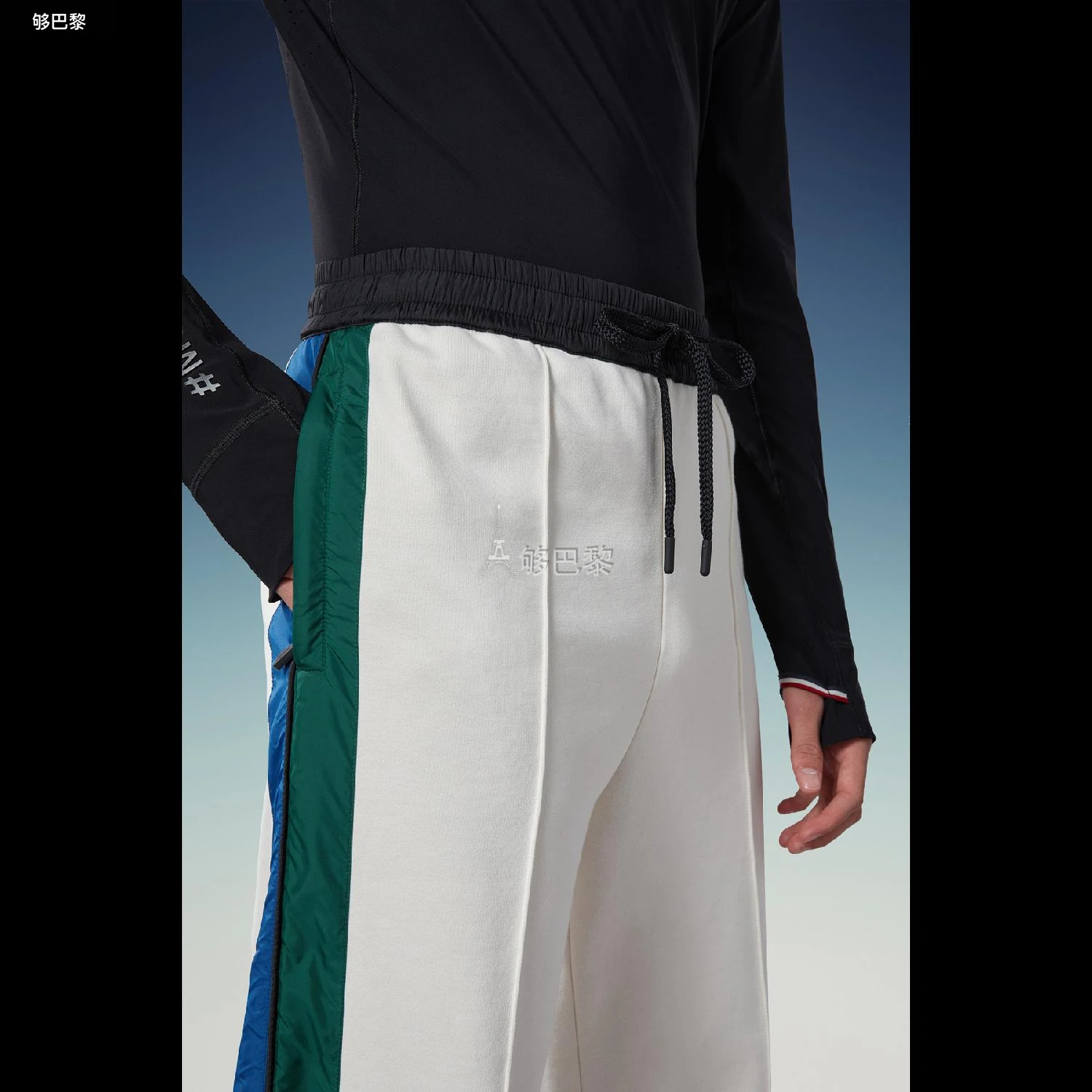 商品Moncler|【预售】 MONCLER 盟可睐 25春夏 男士 休闲裤 Fleece trackpants I20978H0000580451034 ,价格¥5079,第3张图片详细描述