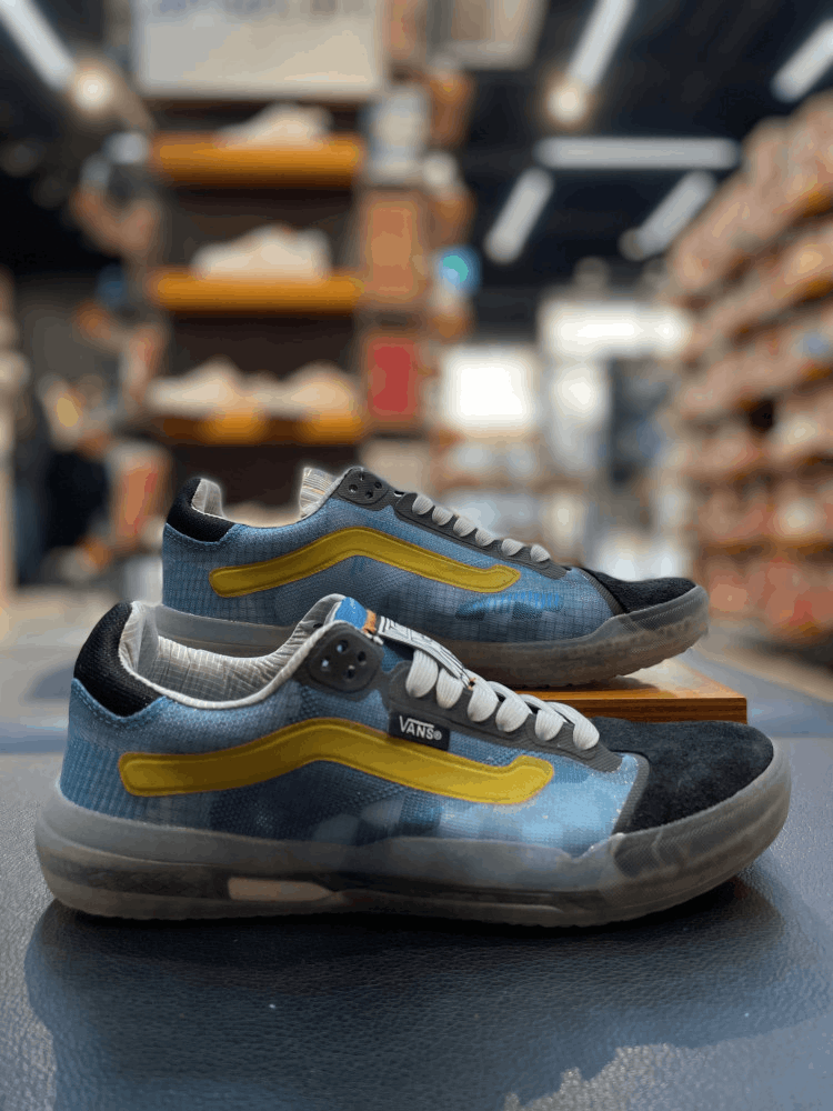 商品Vans|【韩国直邮|包邮包税】万斯 Evdnt Rw Ultimatewaffle # Checkerboard #男女通用鞋 # navy/blue (VN0A5DY58Y8),价格¥371,第1张图片详细描述