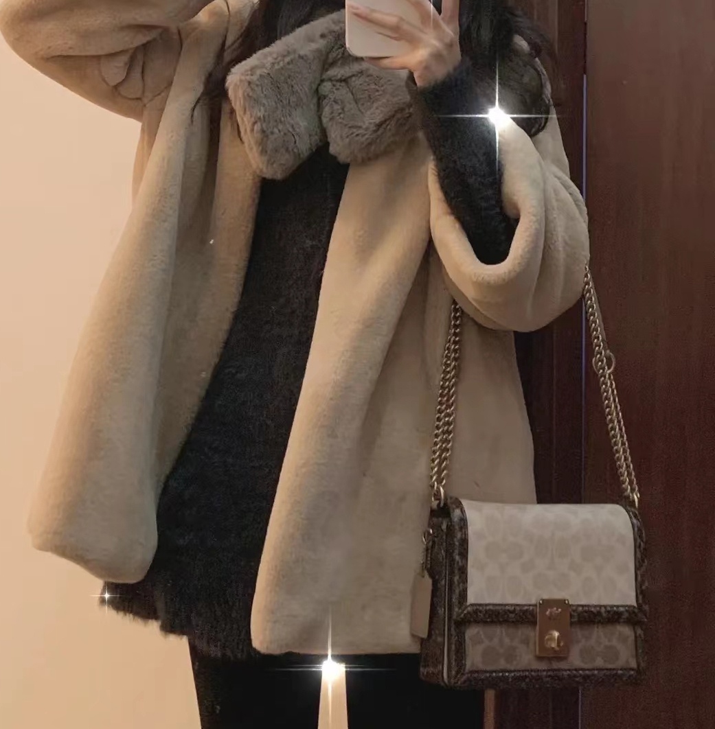 商品[国内直发] Coach|COACH新款蔻驰女包专柜款Hutton撞色个性蛇皮单肩斜挎包棕色送女友礼物89068 B4PVR,价格¥2641,第3张图片详细描述