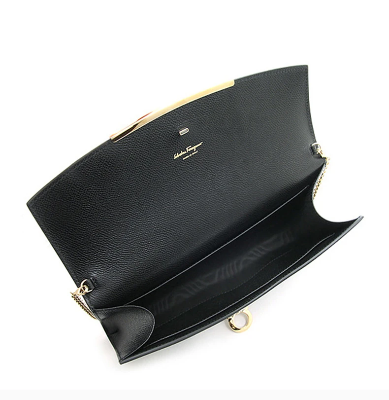 商品Salvatore Ferragamo|Salvatore Ferragamo 菲拉格慕 女士黑色皮质迷你包挎包 22-C941-0674023,价格¥4175,第7张图片详细描述