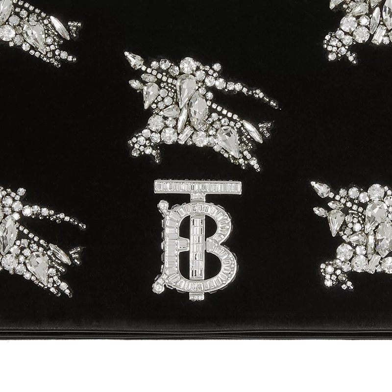 商品Burberry|博柏丽 23新款 女士黑色丝绒配皮翻盖磁扣开合水晶骑士饰面拆卸肩带单肩斜挎链条包,价格¥21073,第3张图片详细描述