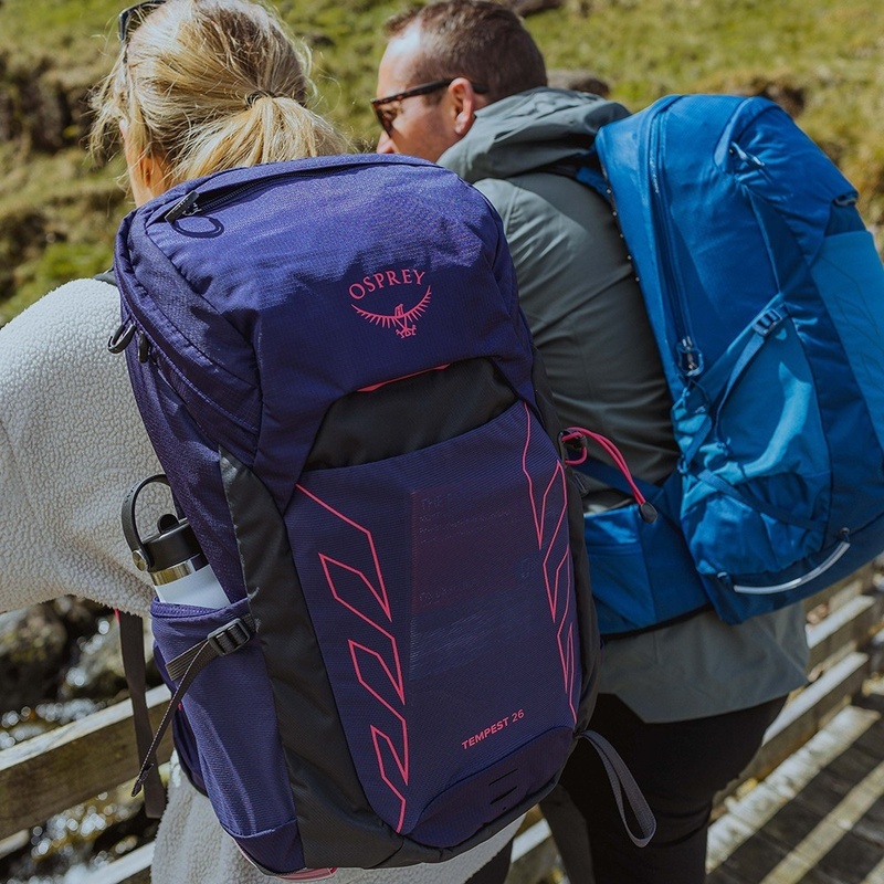 商品Osprey|【现货】小鹰Tempest 26男女深紫色尼龙徒步旅行/多项运动背包 TEMPEST-26-DEEP-FIG,价格¥2225,第6张图片详细描述