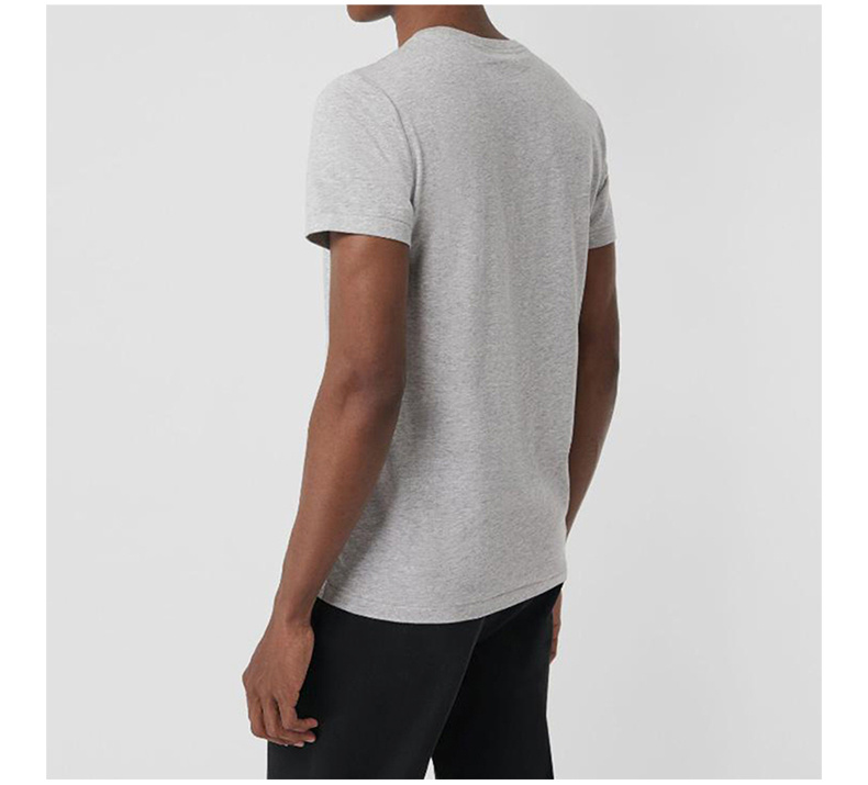 商品Burberry|BURBERRY 男士灰色棉质时尚简约圆领短袖T恤 8027741,价格¥915,第8张图片详细描述