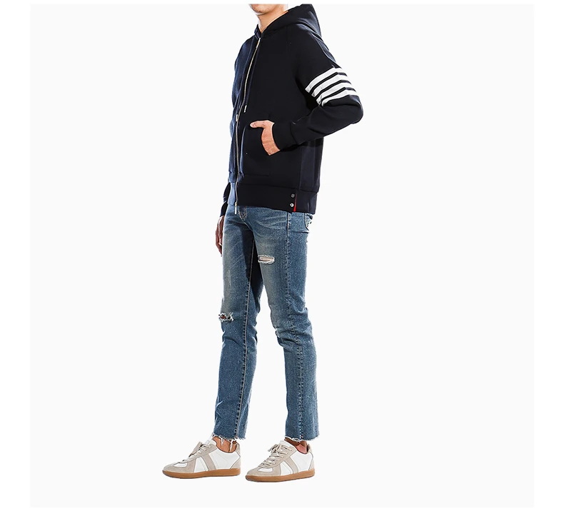 商品[国内直发] Thom Browne|THOM BROWNE 男士海军蓝色臂章拉链连帽衫 MJT204A-06452-415,价格¥7909,第8张图片详细描述