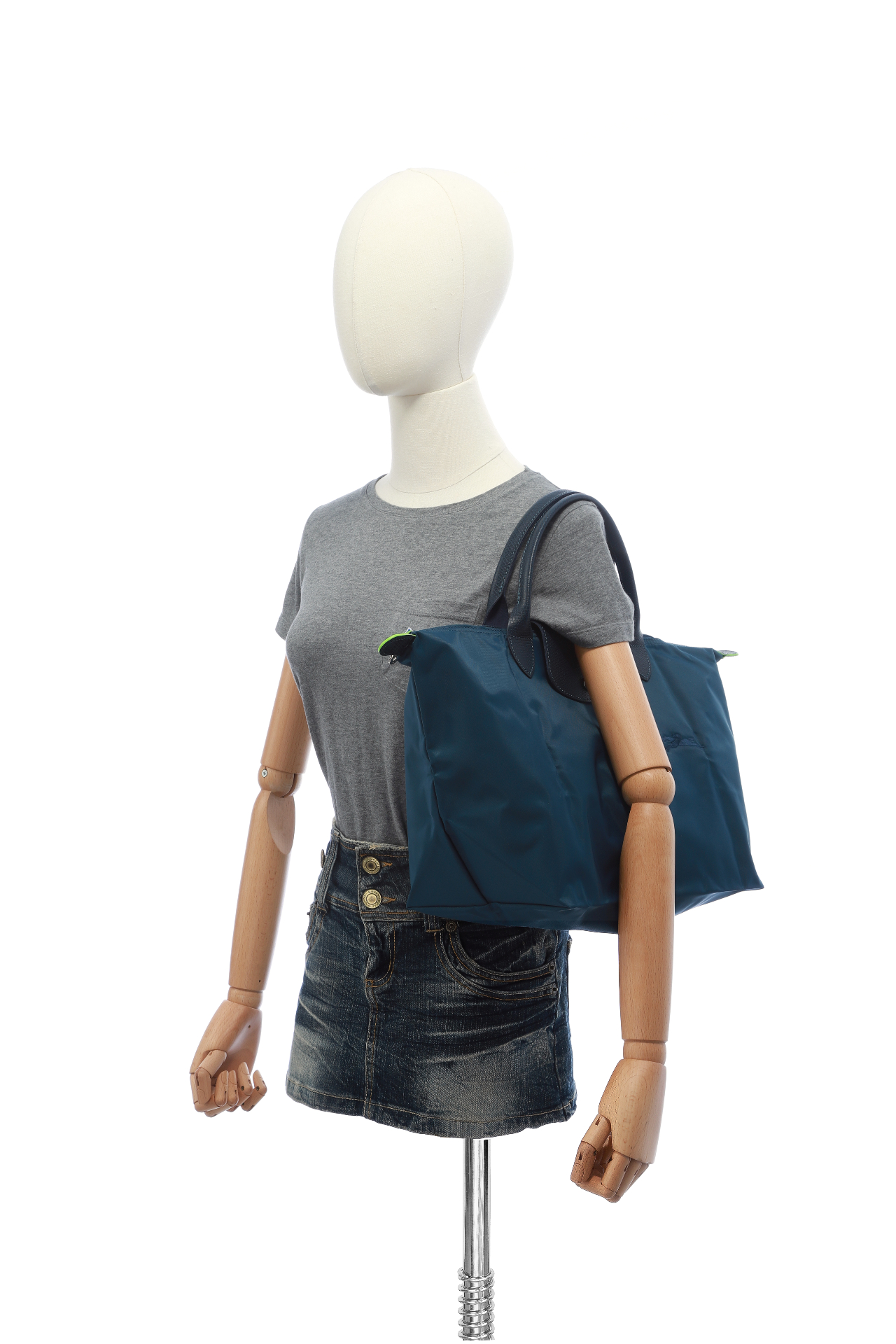 商品[国内直发] Longchamp|珑骧 LONGCHAMP 奢侈品 女士LE PLIAGE GREEN环保系列中号深海蓝色织物短柄可折叠手提包饺子包 1623 919 P57,价格¥852,第8张图片详细描述