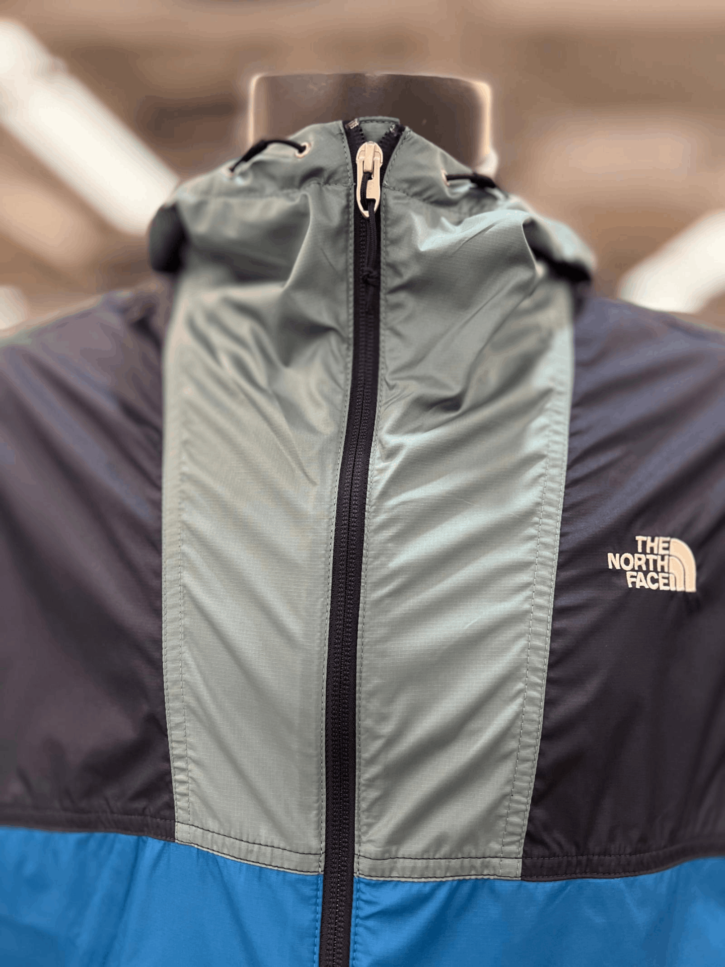 商品The North Face|【Brilliant|包邮包税】北面 NJ3BN01BOCB(海蓝色) 男士 Cyclon 夹克 A NJ3BN01B OCB,价格¥571,第8张图片详细描述