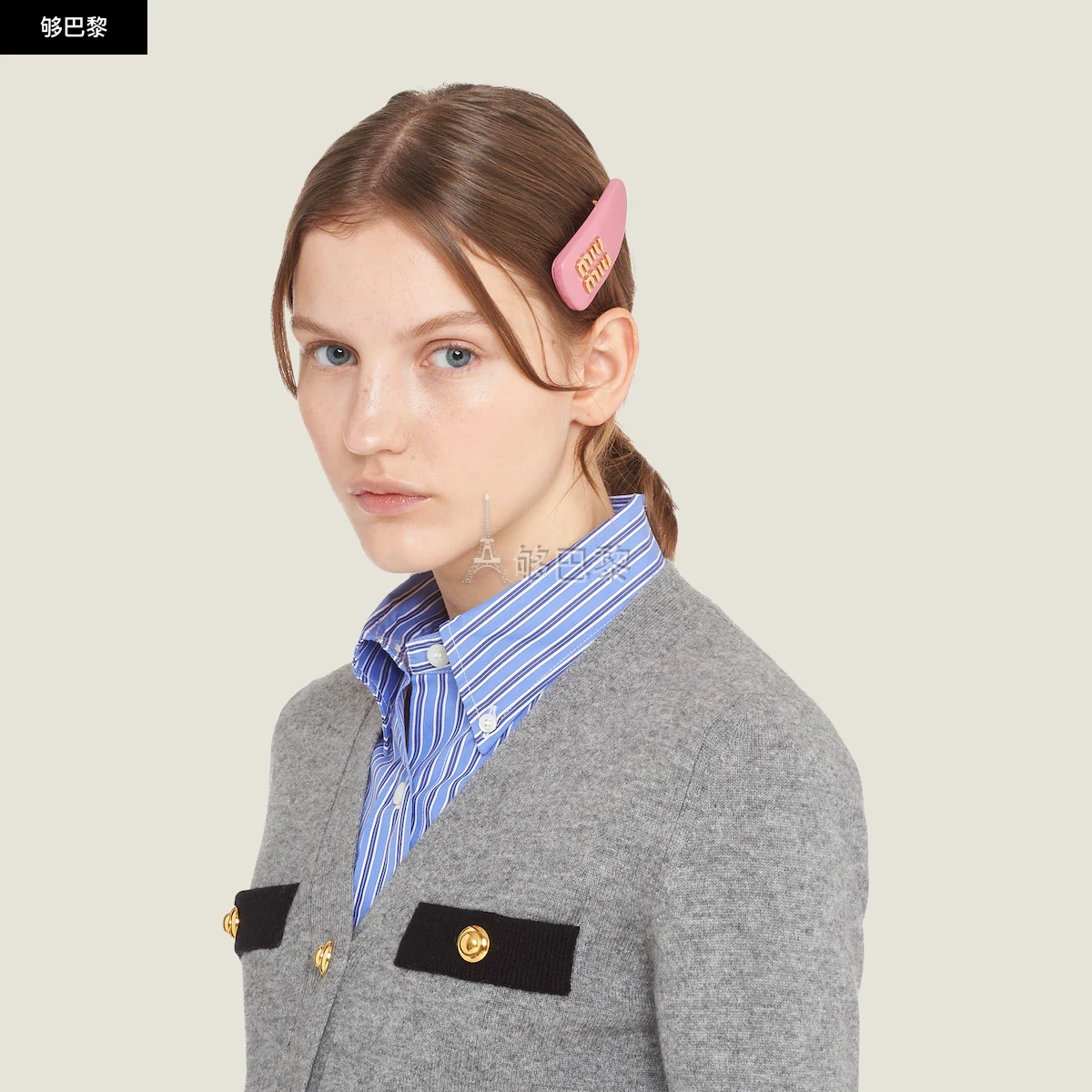 商品Miu Miu|【预售】 缪缪 24秋冬 女士 发夹 Pince à cheveux en cuir nappa 5IF092_038_F0638,价格¥2958,第4张图片详细描述