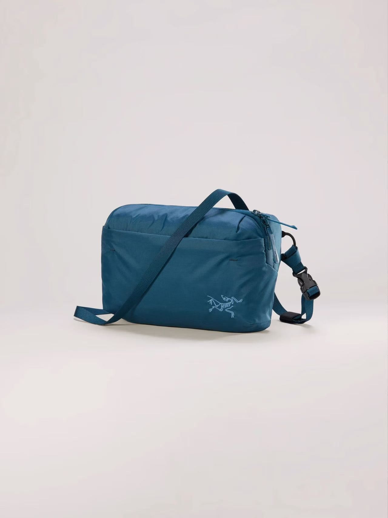 商品Arc'teryx|始祖鸟男女同款 Heliad 6升 斜挎包,价格¥550,第2张图片详细描述
