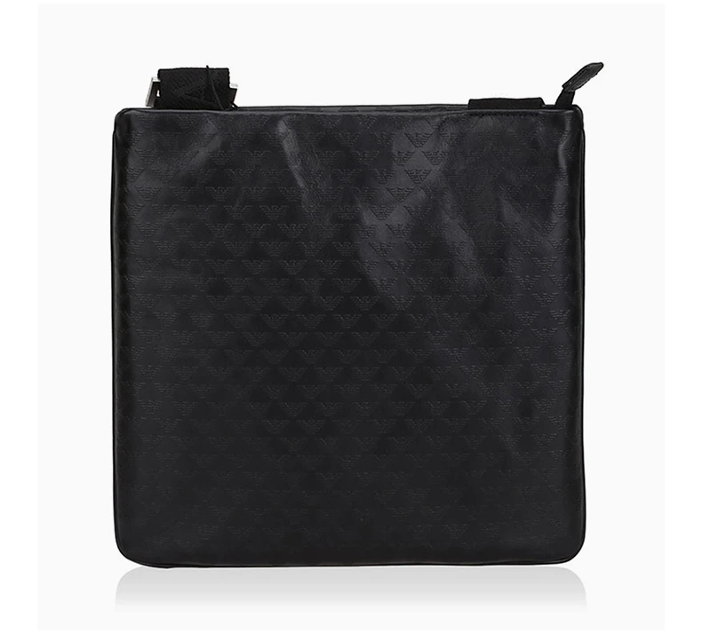 商品Emporio Armani|Emporio Armani 安普里奥 阿玛尼 黑色牛皮男士单肩包 YEMF24YC043-80001,价格¥1452,第5张图片详细描述