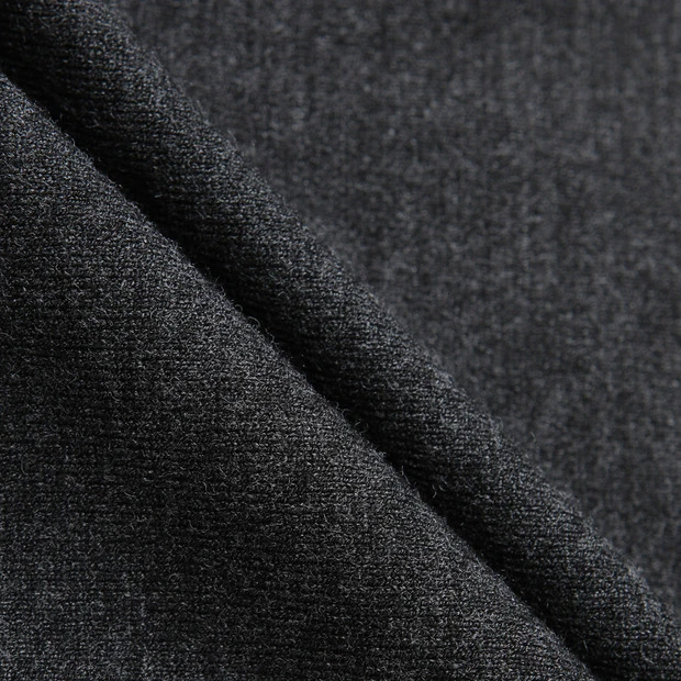 商品【预售商品15天发货】 DESCENTE|高尔夫系列男士条纹防风针织外套适合户外活动 DO42MFKPOA-CHAG,价格¥1413,第6张图片详细描述