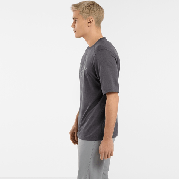 商品【夏休延期至7月底发货】 Arc'teryx|【Brilliant|包邮包税】始祖鸟 CORMAC LOGO SS M[SS23] 新款上市 Komak Logo SS 男士 ATNSMX6348,价格¥730,第7张图片详细描述