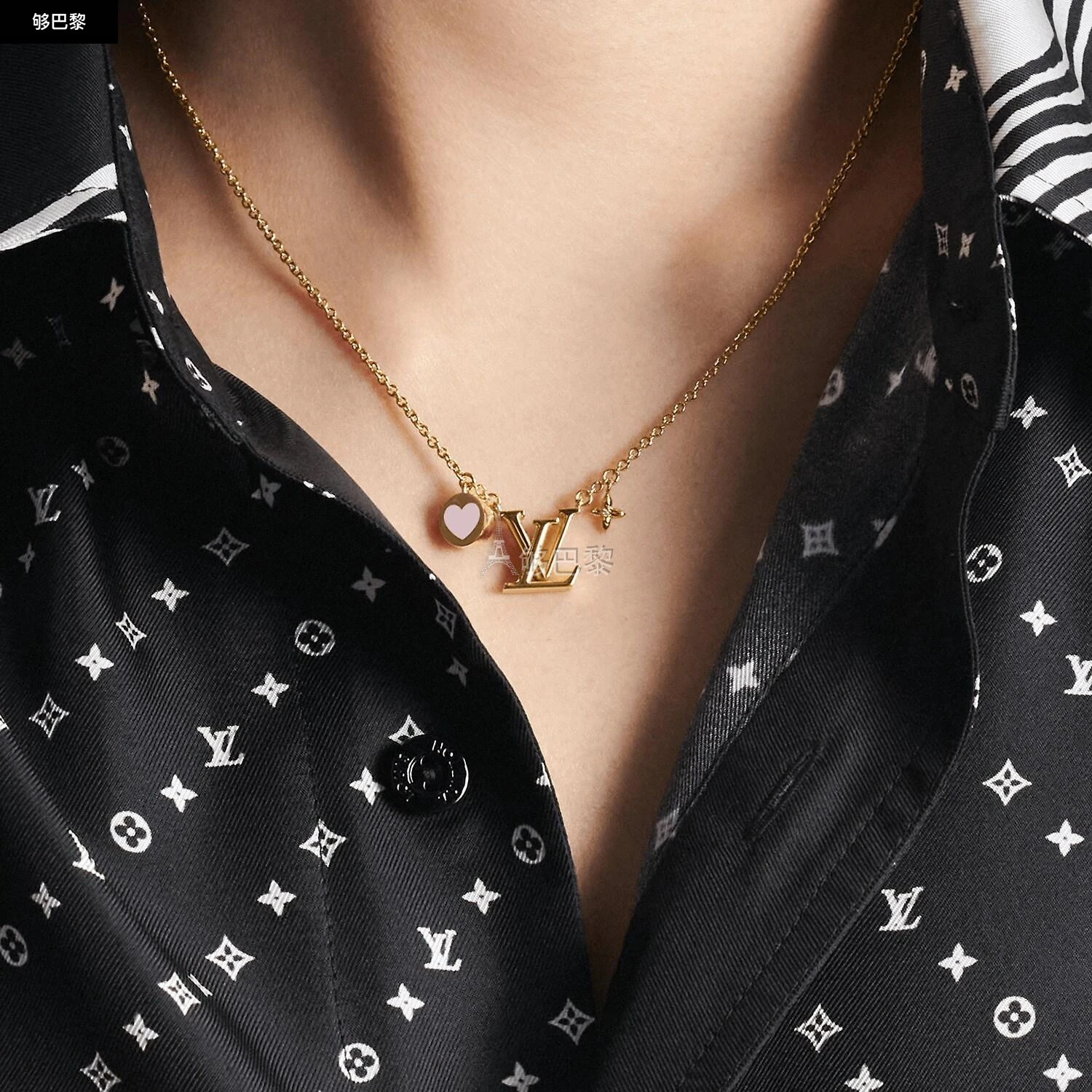 商品Louis Vuitton|【预售】 LV路易威登 24秋冬 女士 吊坠 LV ICONIC HEART 项链 M01424,价格¥4599,第3张图片详细描述