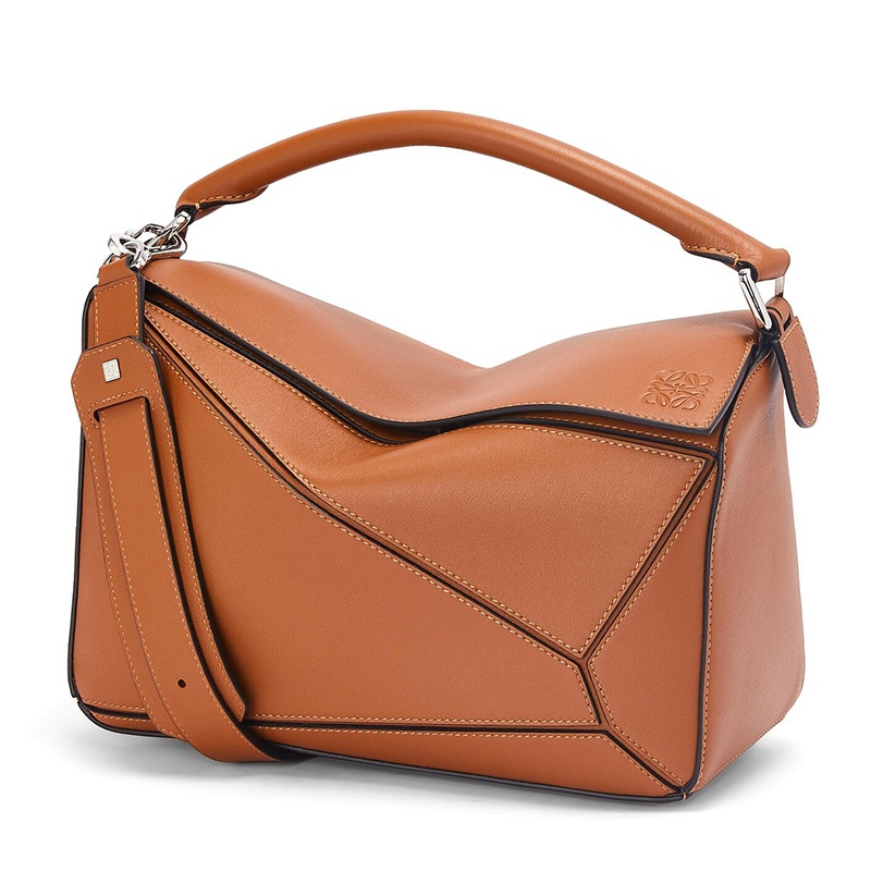商品Loewe|【包税】LOEWE/罗意威 21春夏新款 Puzzle系列 女士棕褐色经典小牛皮斜挎单肩手提拼图包0010097897,价格¥22547,第6张图片详细描述