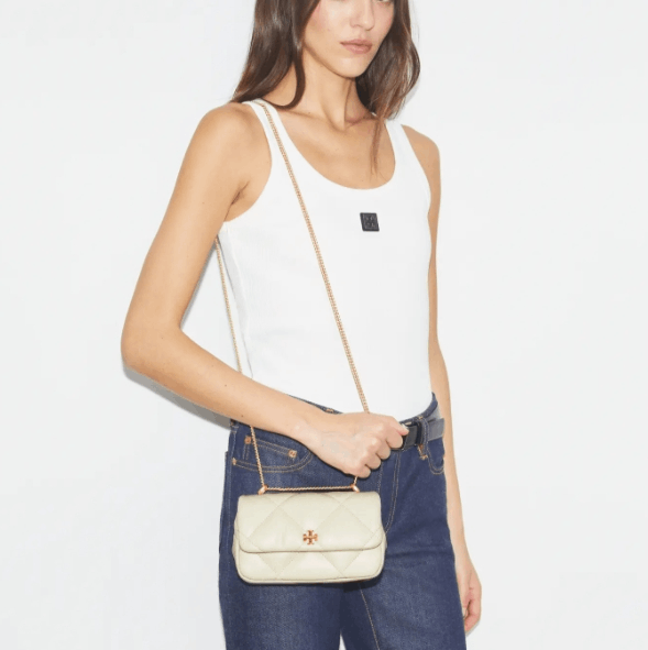 商品Tory Burch|汤丽柏琦女款Kira 菱格形绗缝迷你翻盖肩背斜挎包 （香港仓发货）,价格¥2121,第20张图片详细描述