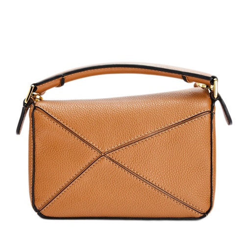 商品Loewe|【包税】LOEWE/罗意威 经典Puzzle系列 女士迷你浅焦糖色粒面小牛皮手提单肩包拼图包A510U95X37-3649 ,价格¥14974,第13张图片详细描述