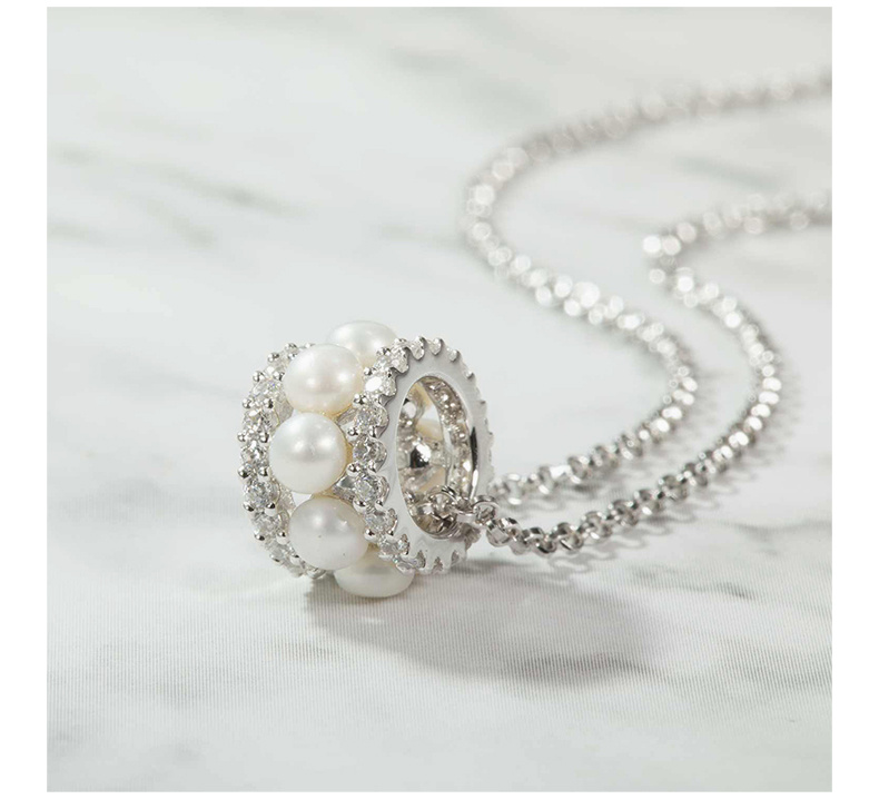 商品apm Monaco|APM MONACO 女士白色小蛮腰珍珠项链 AC5177XPL,价格¥617,第7张图片详细描述