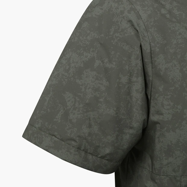 商品【预售商品15天发货】 DESCENTE|高尔夫系列男士图案短袖羽绒外套适合休闲 DP31MFDJ94-KHAG,价格¥2071,第17张图片详细描述