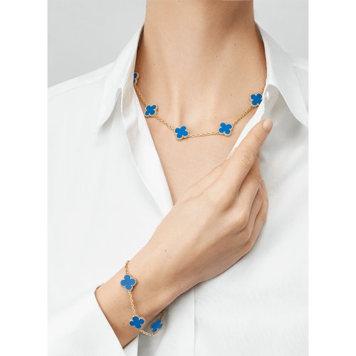 商品Van Cleef & Arpels| Van Cleef & Arpels/梵克雅宝  限量款Vintage Alhambra系列18K金黄金镶嵌蓝色玛瑙 10花四叶草项链 VCARP34800,价格¥81641,第4张图片详细描述