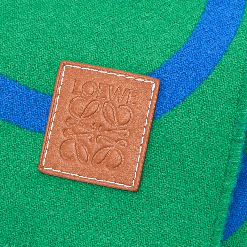 商品Loewe|【包税】LOEWE/罗意威  早秋 羊毛和羊绒  围巾   F000487XDT,价格¥3539,第18张图片详细描述