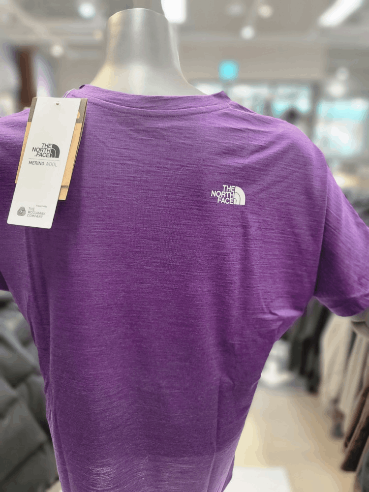 商品The North Face|【Brilliant|包邮包税】北面户外 女士 MERINO 毛 短袖 T恤 NI7UM34G PUR,价格¥296,第7张图片详细描述