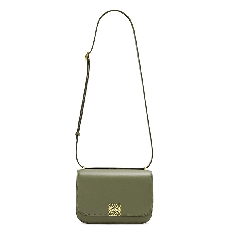 商品Loewe|LOEWE/罗意威 21秋冬款 Goya系列 女士小号鳄梨绿真丝小牛皮金属徽标磁扣单肩斜挎包A896N09X01-3949,价格¥23498,第5张图片详细描述