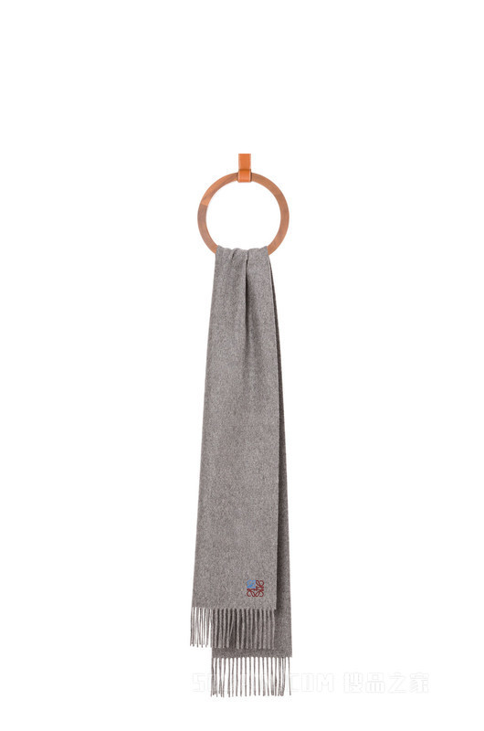 商品Loewe|LOEWE 女士灰色羊绒围巾 F000487XE6-1120,价格¥2098,第3张图片详细描述