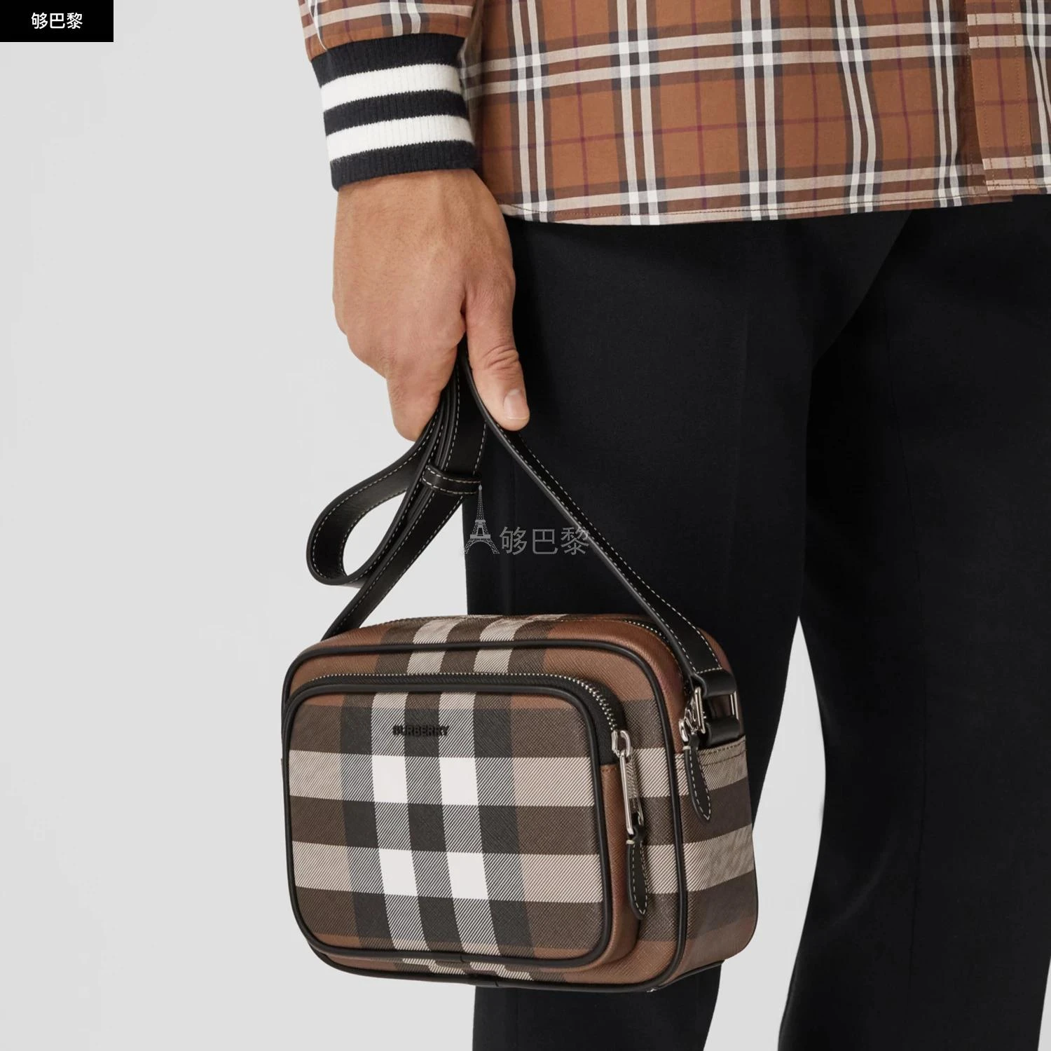 商品Burberry|包邮包税【预售7天发货】 BURBERRY 23秋冬 男士 单肩包 生物基格纹斜背包 80491451,价格¥7216,第6张图片详细描述