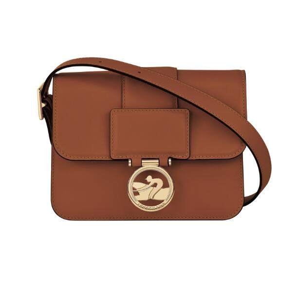商品Longchamp|珑骧女士金属徽章翻盖单肩斜挎包小号棕色（香港仓发货）,价格¥2771,第4张图片详细描述