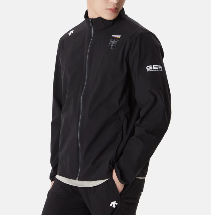 商品DESCENTE|【享贝家】（国内现货-LY） 迪桑特 24新款 立领休闲轻薄拉链速干冲锋衣外套 男女同款 SP121IWT32,价格¥941,第9张图片详细描述