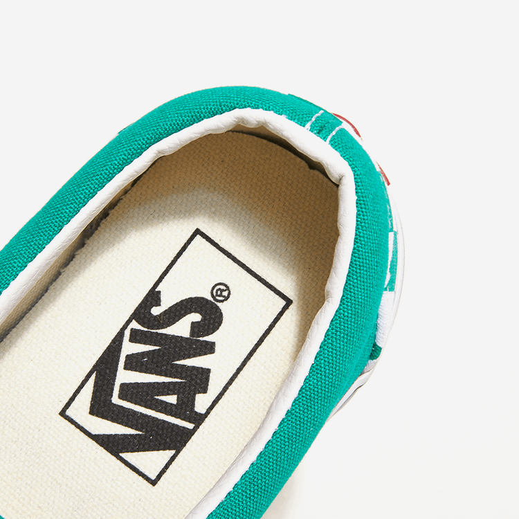 商品Vans|【韩国直邮|包邮包税】万斯 CLASSIC SLIP-ON  运动鞋 一脚蹬 懒人鞋  VN0A5JMHB00 (CHECKERBOARD) PEPPER GREEN/TRUE WHITE,价格¥407,第9张图片详细描述