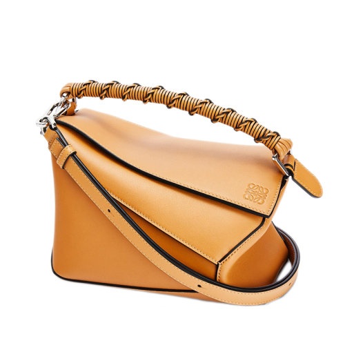商品Loewe|【包税】LOEWE/罗意威     Puzzle 女士小号沙漠色纳帕小牛皮手提单肩包拼图包A510P60X01-2586 ,价格¥24790,第6张图片详细描述