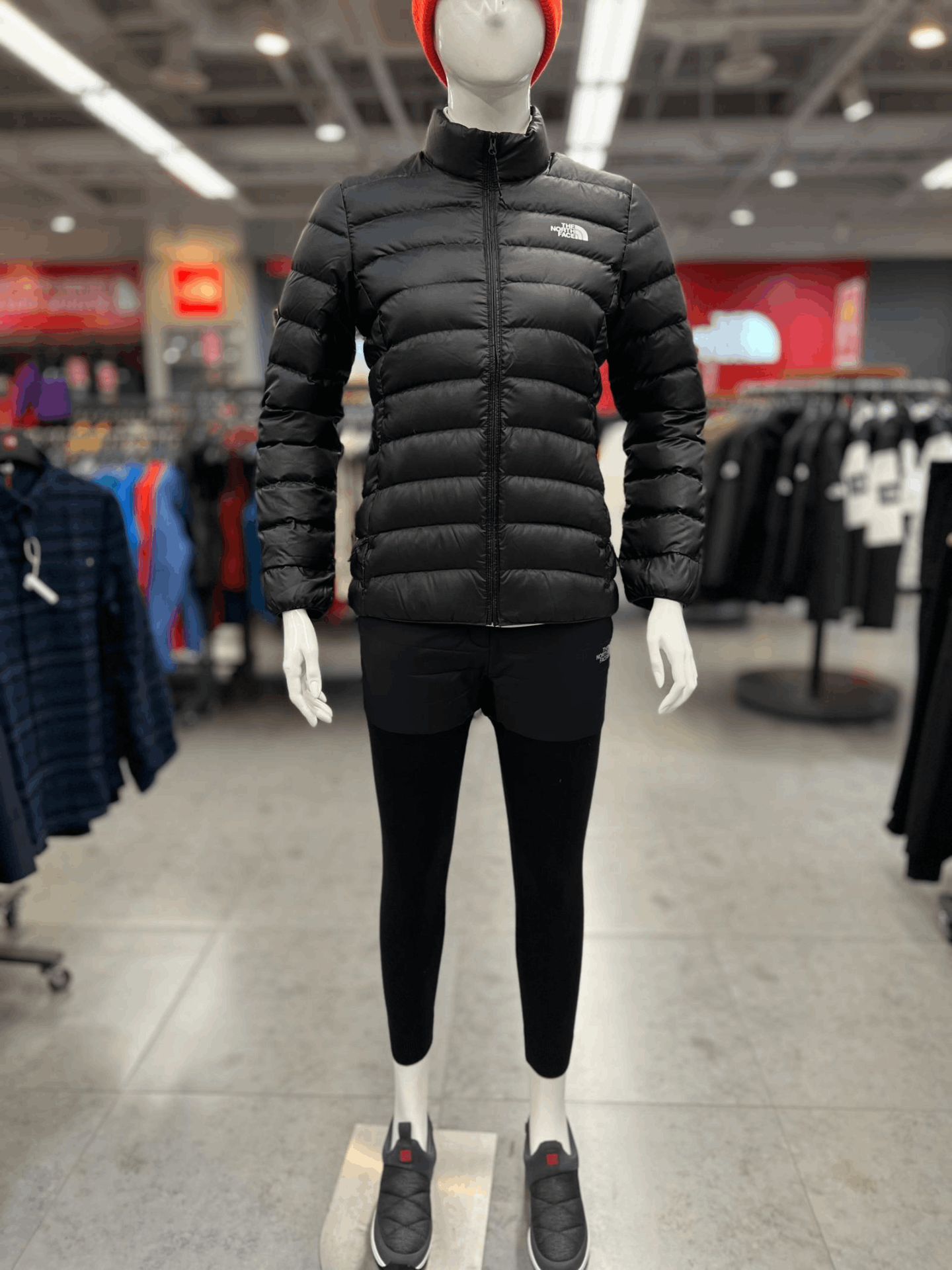 商品The North Face|【Brilliant|包邮包税】北面 运动户外 NJ1DM82B BLK(黑色) 女士 轻的 羽绒服 夹克 A,价格¥1252,第3张图片详细描述