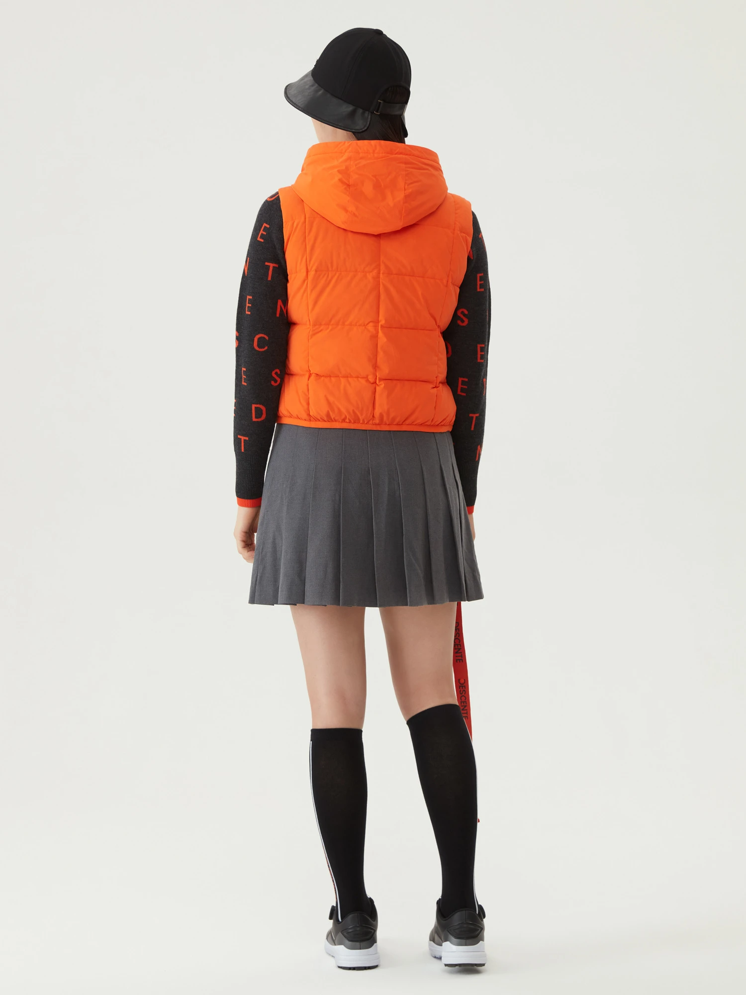 商品【预售商品15天发货】 DESCENTE|高尔夫女性松紧带细节百褶裙优雅 DO32WFSK93-MLGG,价格¥1025,第4张图片详细描述