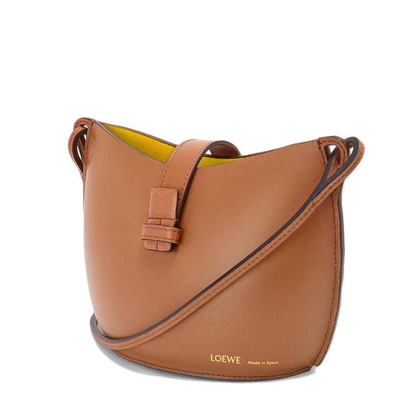 商品Loewe|【包税】LOEWE/罗意威 22春夏新款Moulded Bucket系列 女士棕褐色小牛皮斜挎单肩水桶包0010650901,价格¥9993,第5张图片详细描述