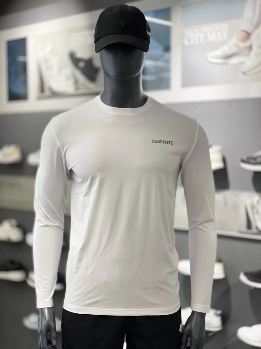 商品DESCENTE|【享贝家】DESCENTE 迪桑特 圆领运动长袖 侧面小标 男款 白色 SN323UTL71（现采购商品，下单后12天内发货）,价格¥419,第2张图片详细描述