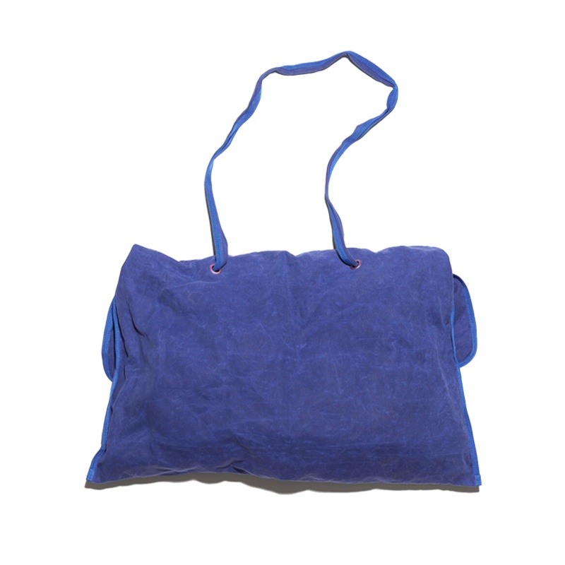 商品Acne Studios|23新款女士蓝色/电光蓝蜡涂层棉质斜挎包,价格¥3411,第4张图片详细描述