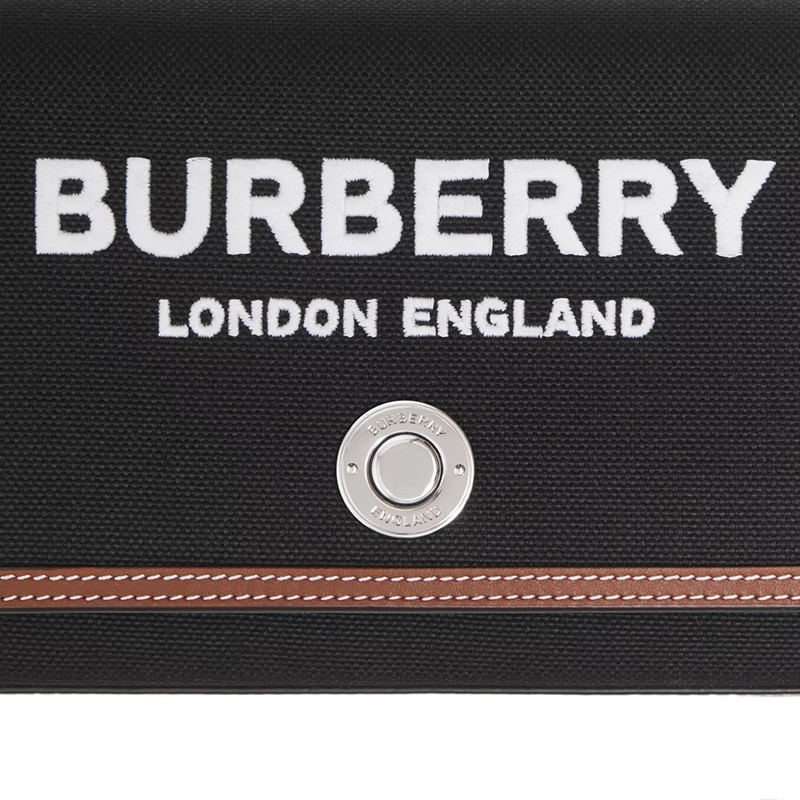 商品Burberry|博柏丽 23新款 女士迷你黑色/棕褐色帆布配皮调节斜背带翻盖磁扣开合单肩斜挎包,价格¥7249,第4张图片详细描述
