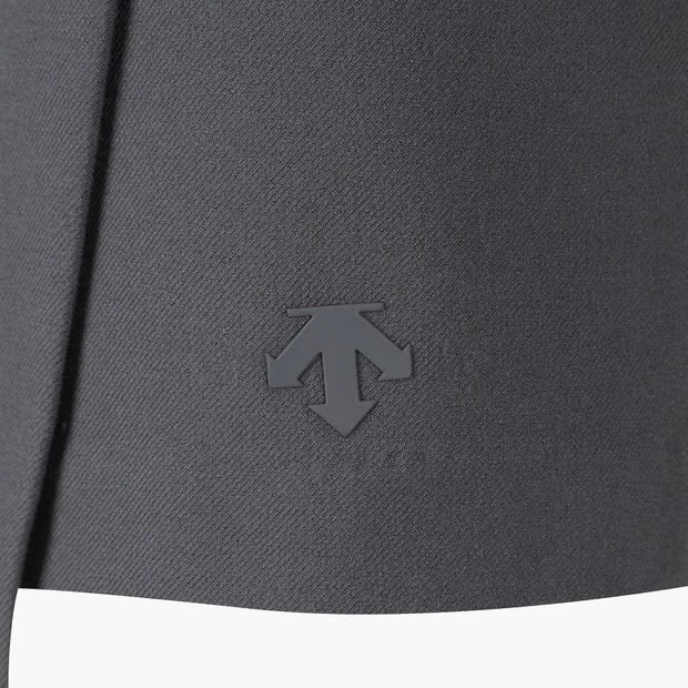 商品【预售商品15天发货】 DESCENTE|GOLF女性半身H型绒面包裙展现时尚魅力 DO42WFSKO2-KHAG,价格¥1025,第21张图片详细描述