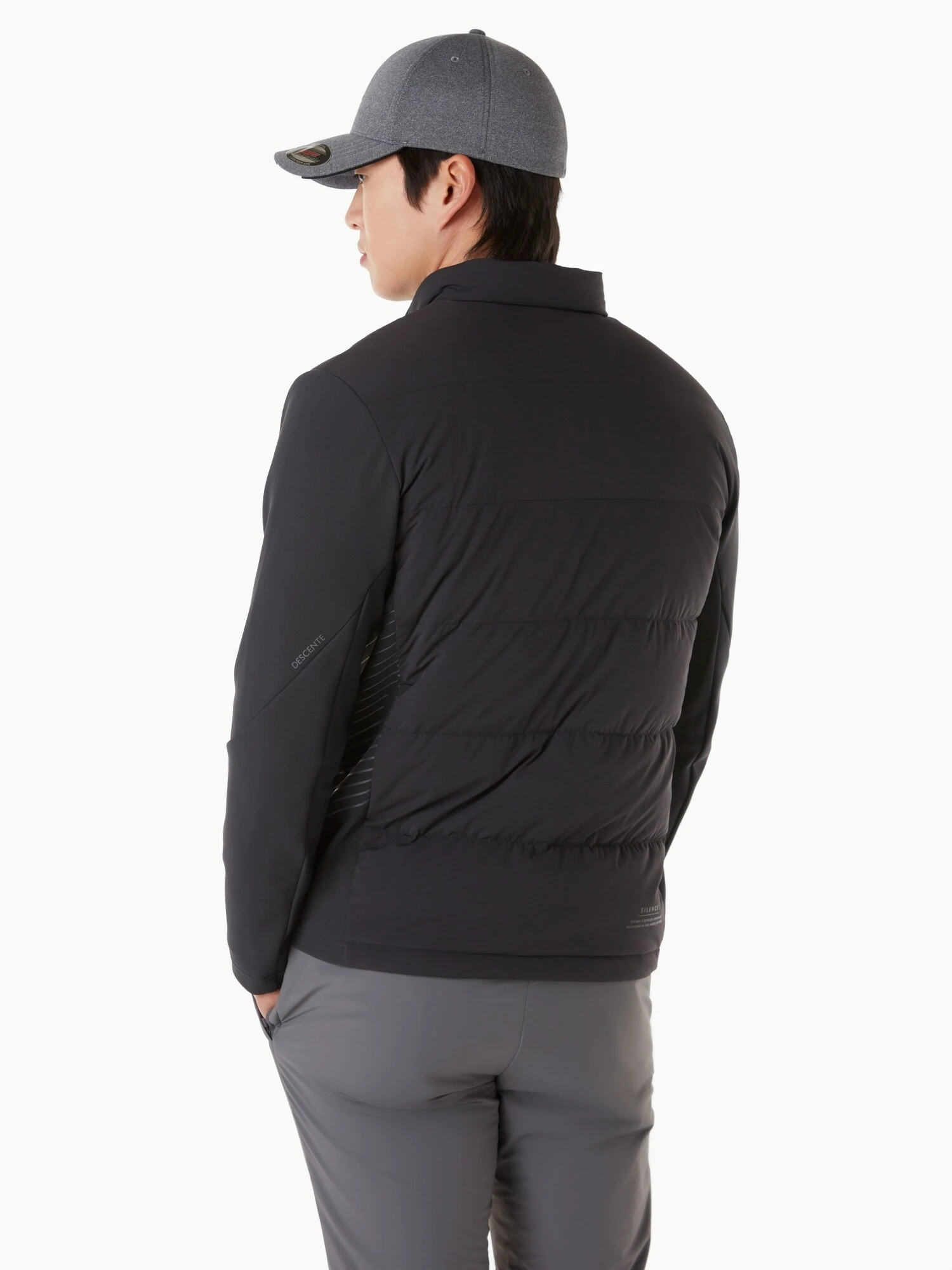 商品【预售商品15天发货】 DESCENTE|高球系列男士高性能混合材料运动夹克适合户外活动 DP41MFDJO3-CHAG,价格¥2357,第4张图片详细描述