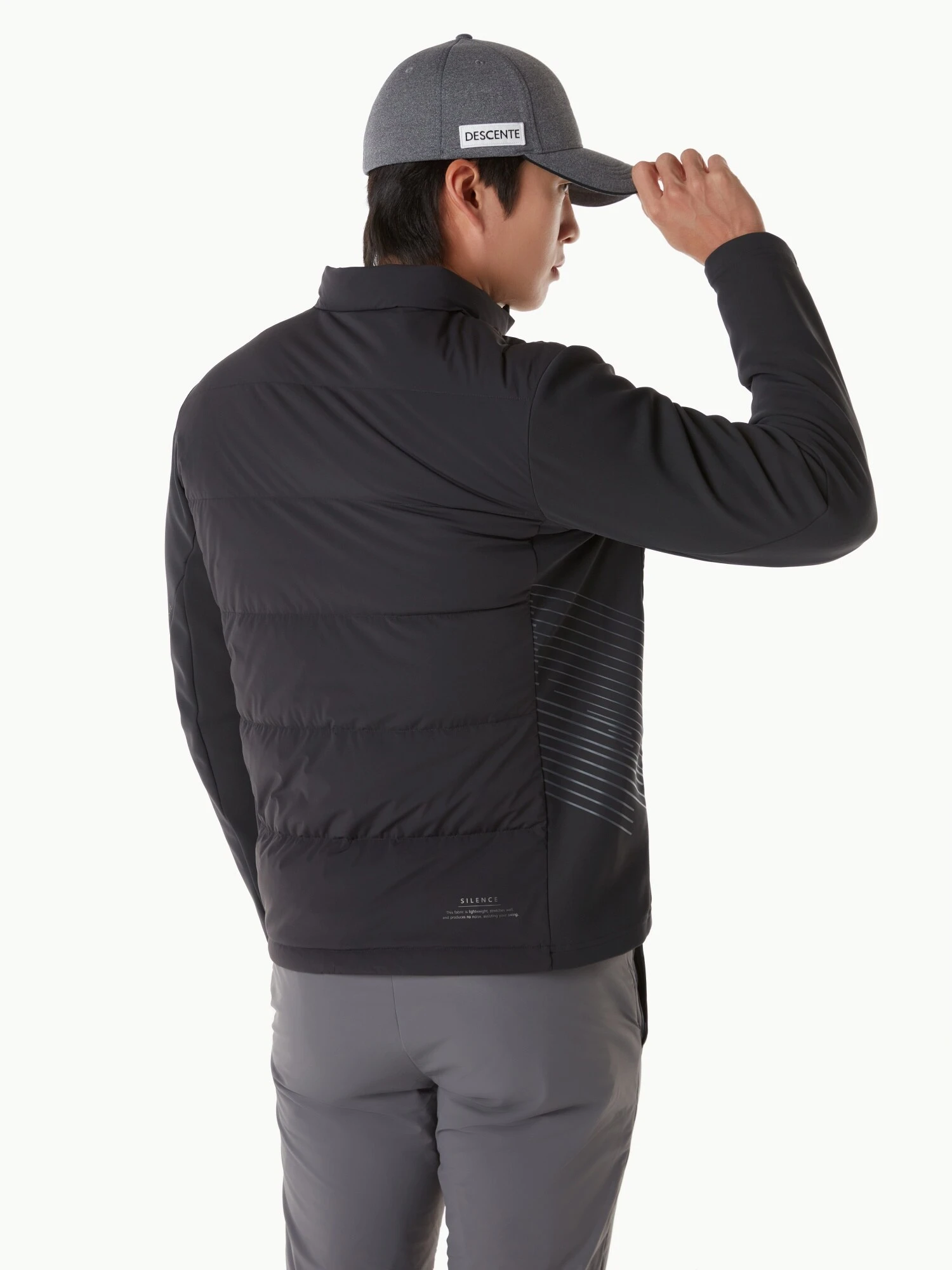 商品【预售商品15天发货】 DESCENTE|高球系列男士高性能混合材料运动夹克适合户外活动 DP41MFDJO3-CHAG,价格¥2357,第5张图片详细描述