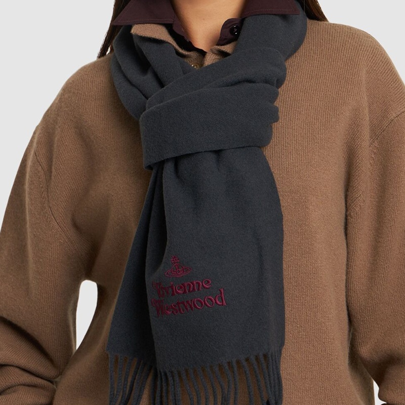 商品Vivienne Westwood|VIVIENNE WESTWOOD/西太后 男女通用深灰色羊毛标徽流苏围巾,价格¥679,第3张图片详细描述