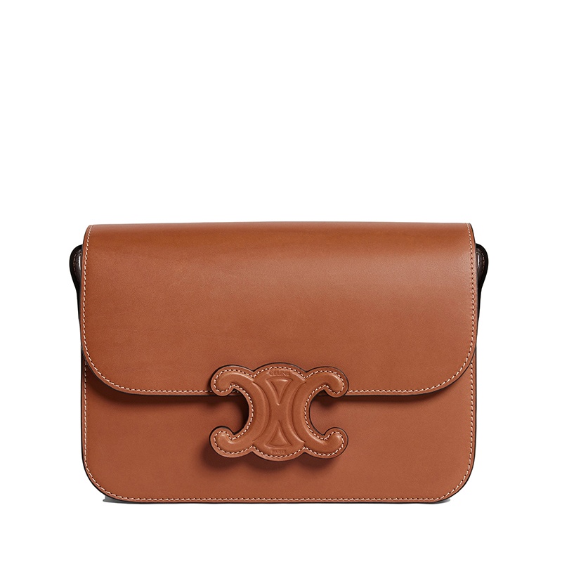 商品Celine|【包税】CELINE/赛琳 22新款CUIR TRIOMPHE系列 女士中号黄褐色牛皮革同色系凯旋扣翻盖开合单肩斜挎包199223BFN.04LU,价格¥25102,第4张图片详细描述