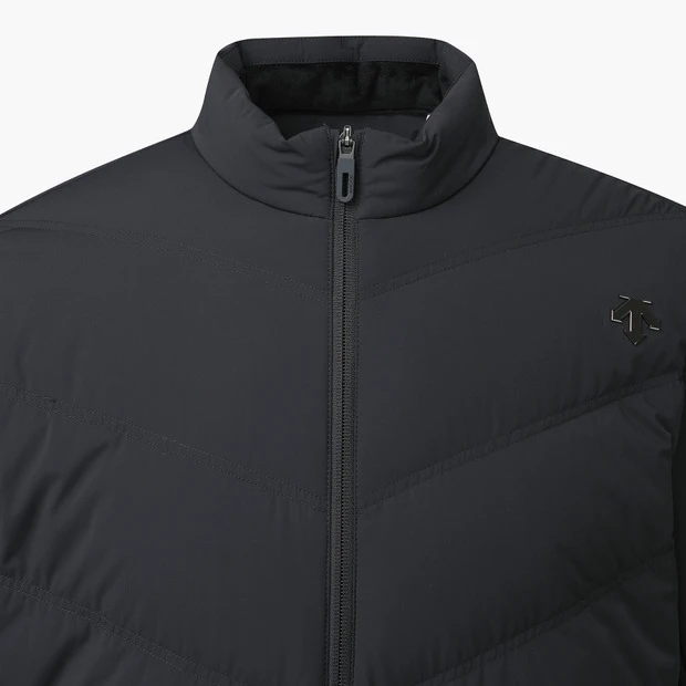 商品【预售商品15天发货】 DESCENTE|高球系列男士高性能混合材料运动夹克适合户外活动 DP41MFDJO3-CHAG,价格¥2357,第12张图片详细描述