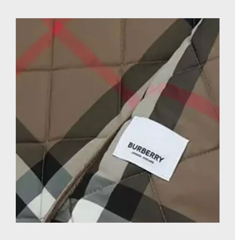 商品Burberry|BURBERRY/博柏利 女士米色聚酰胺贴袋按扣开襟棉服80841951 时尚优雅百搭,价格¥3033,第3张图片详细描述