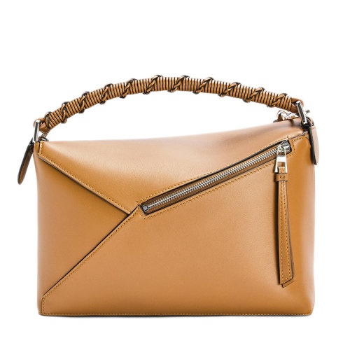 商品Loewe|【包税】LOEWE/罗意威 2021春夏新款Puzzle 女士中号沙漠色纳帕小牛皮手提单肩包拼图包A510P49X01-2586,价格¥25464,第6张图片详细描述
