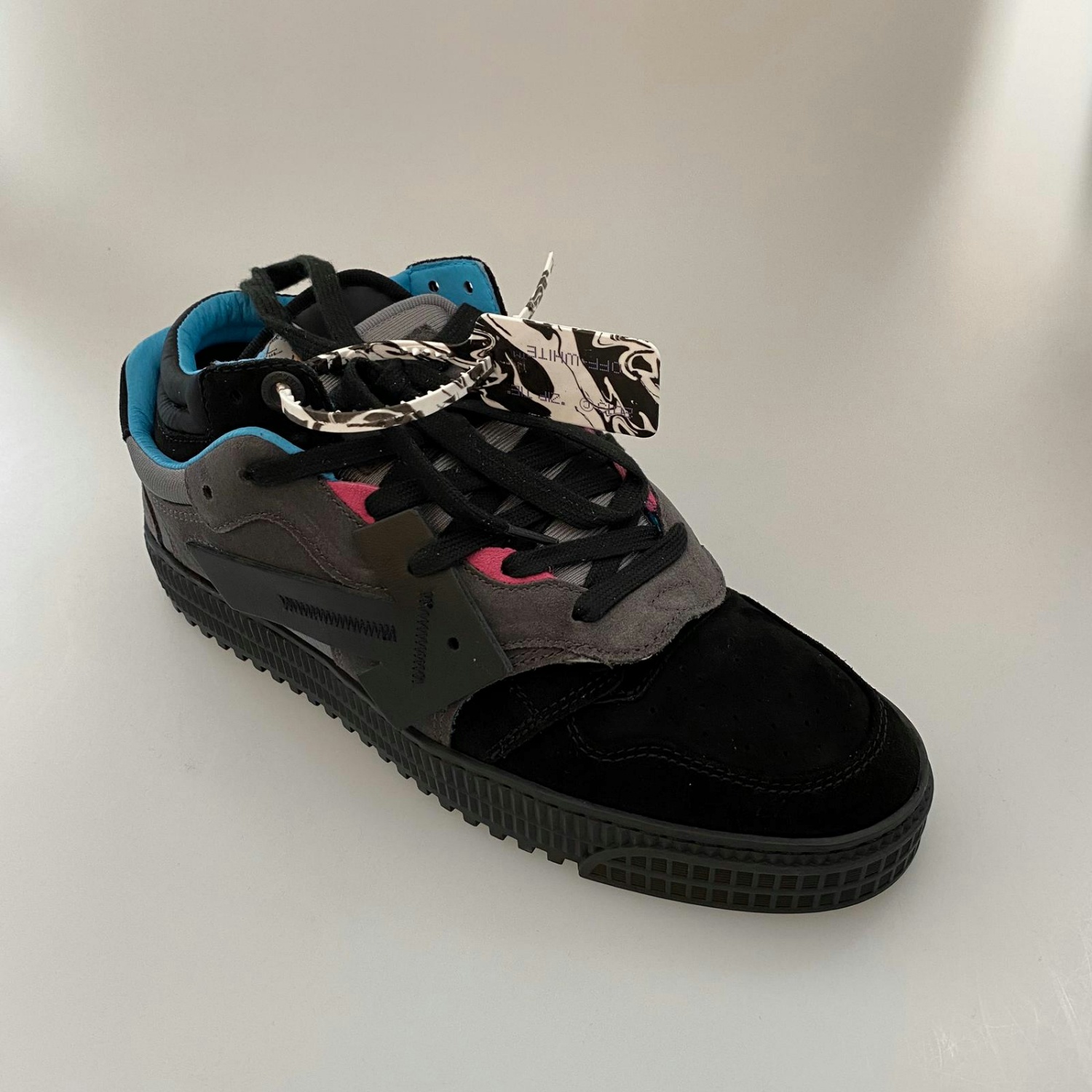 商品Off-White|平底休闲系带男士运动鞋黑OMIA151F20LEA001-（澳门仓发货）,价格¥3100,第2张图片详细描述