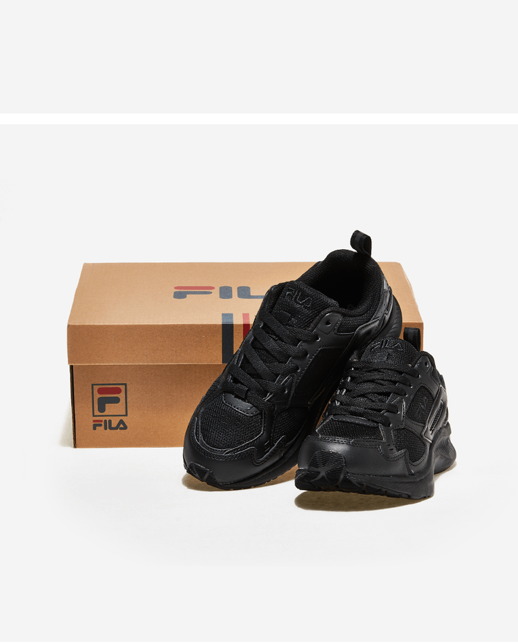 商品Fila|【Brilliant|包邮包税】斐乐 FILA FIELDGAGE LIGHT  训练运动鞋 跑步鞋  1RM02356E 001,价格¥423,第4张图片详细描述