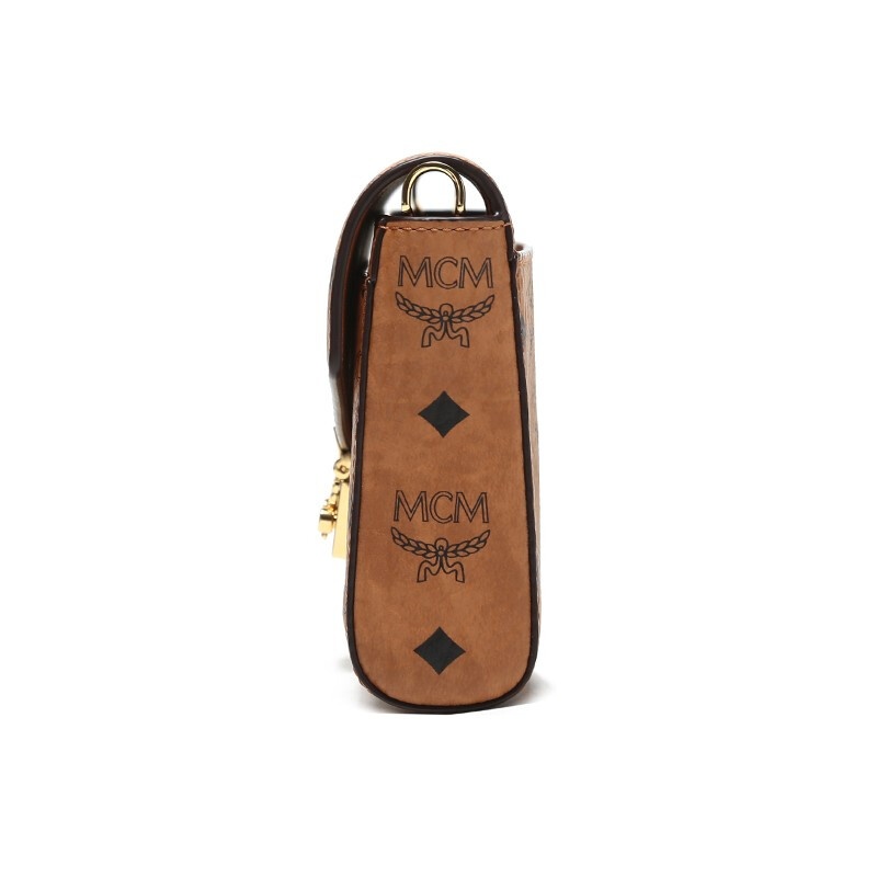 商品[国内直发] MCM|MCM斜挎包奢侈品 女士Millie Visetos系列干邑色人造革小号单肩斜跨包MWRAAME03CO001,价格¥3843,第4张图片详细描述